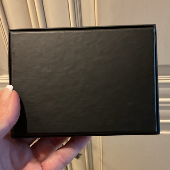 VERSACE CARD CASE - Picture 12 of 13